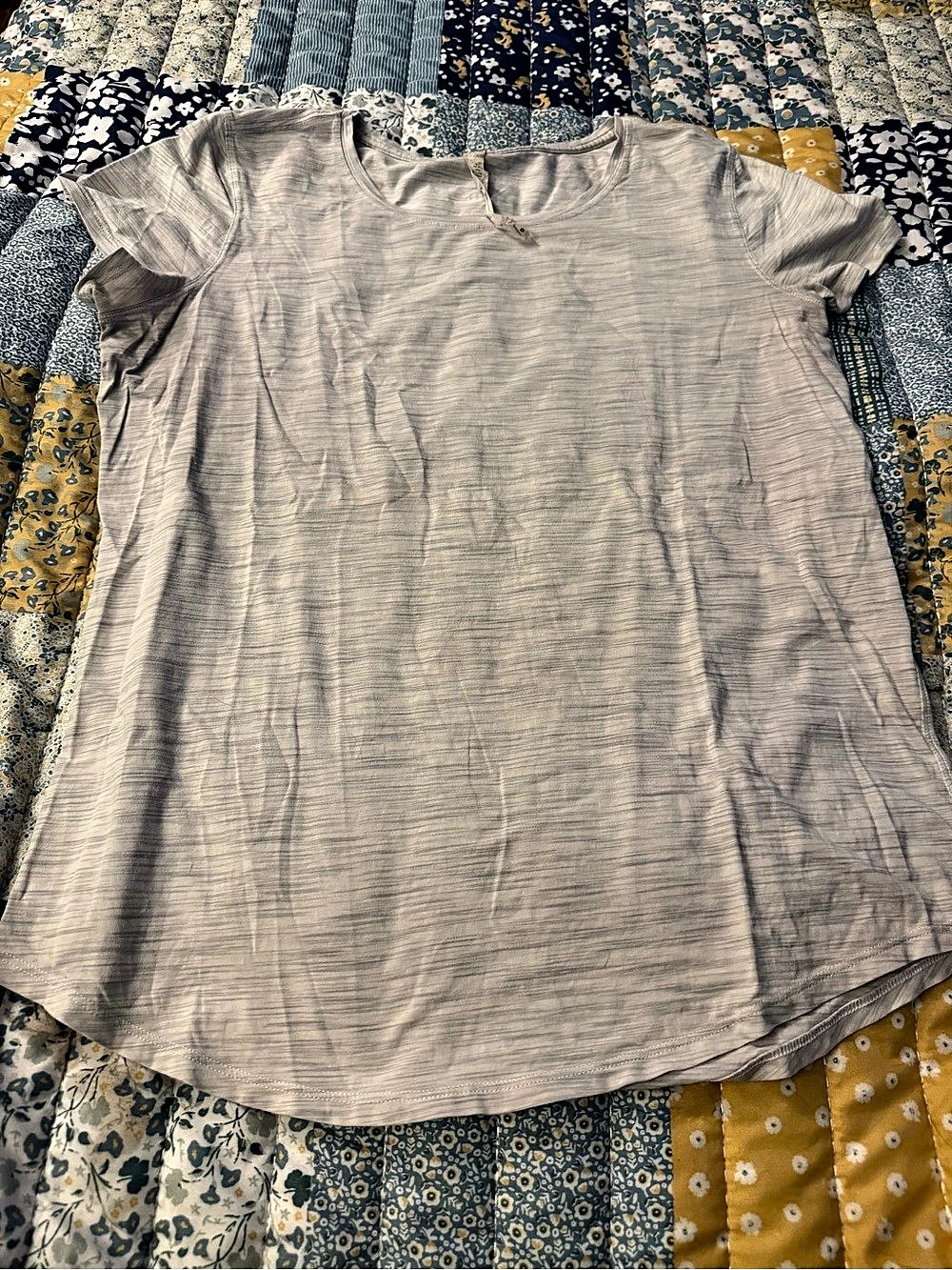 Lululemon Love Crew III Short Sleeve Gray Size 8